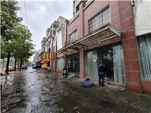 岳陽市交投資產(chǎn)運(yùn)營管理有限公司岳陽東站廖家安置小區(qū)、德勝南路門面招租公告