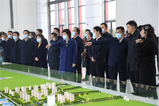 岳陽市2021年產(chǎn)業(yè)項(xiàng)目建設(shè)流動(dòng)現(xiàn)場會(huì)  走進(jìn)胥家橋綜合物流園