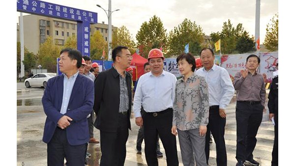 市委副書記、市長李愛武調(diào)研公司G353項目建設(shè)