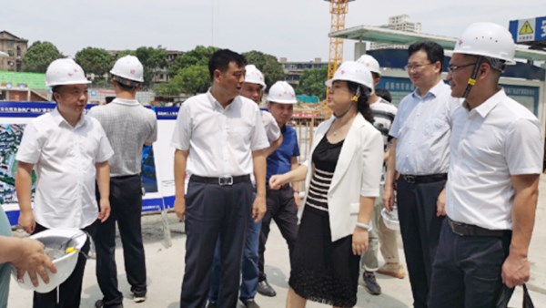 省總工會為交投集團重點項目送清涼  