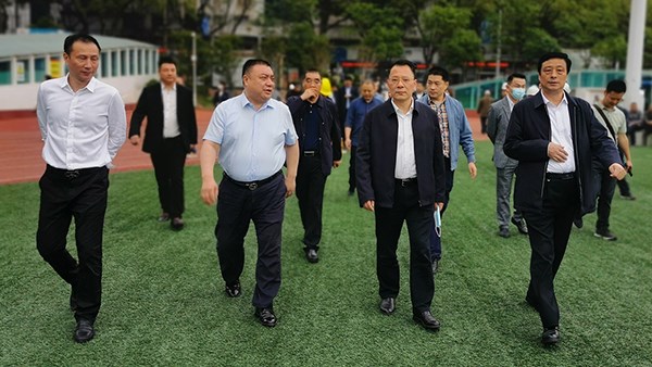 市委常委、副市長(zhǎng)李建華調(diào)研市工人文化宮及東風(fēng)廣場(chǎng)改擴(kuò)建項(xiàng)目
