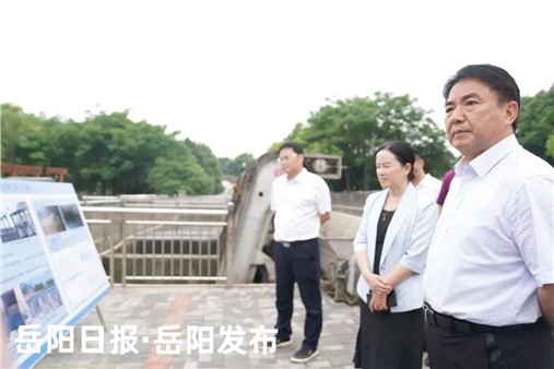 大興調(diào)查研究丨市委書記在主城區(qū)現(xiàn)場辦公：下足“繡花”功夫，破解漬水難題