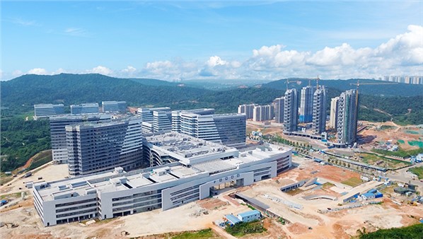 岳陽(yáng)市中心醫(yī)院暨配套工程項(xiàng)目工程建設(shè)專題調(diào)度會(huì)召開